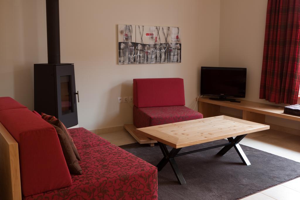 Appart'Hotels La Maison Du Tigre Stutzheim Room photo